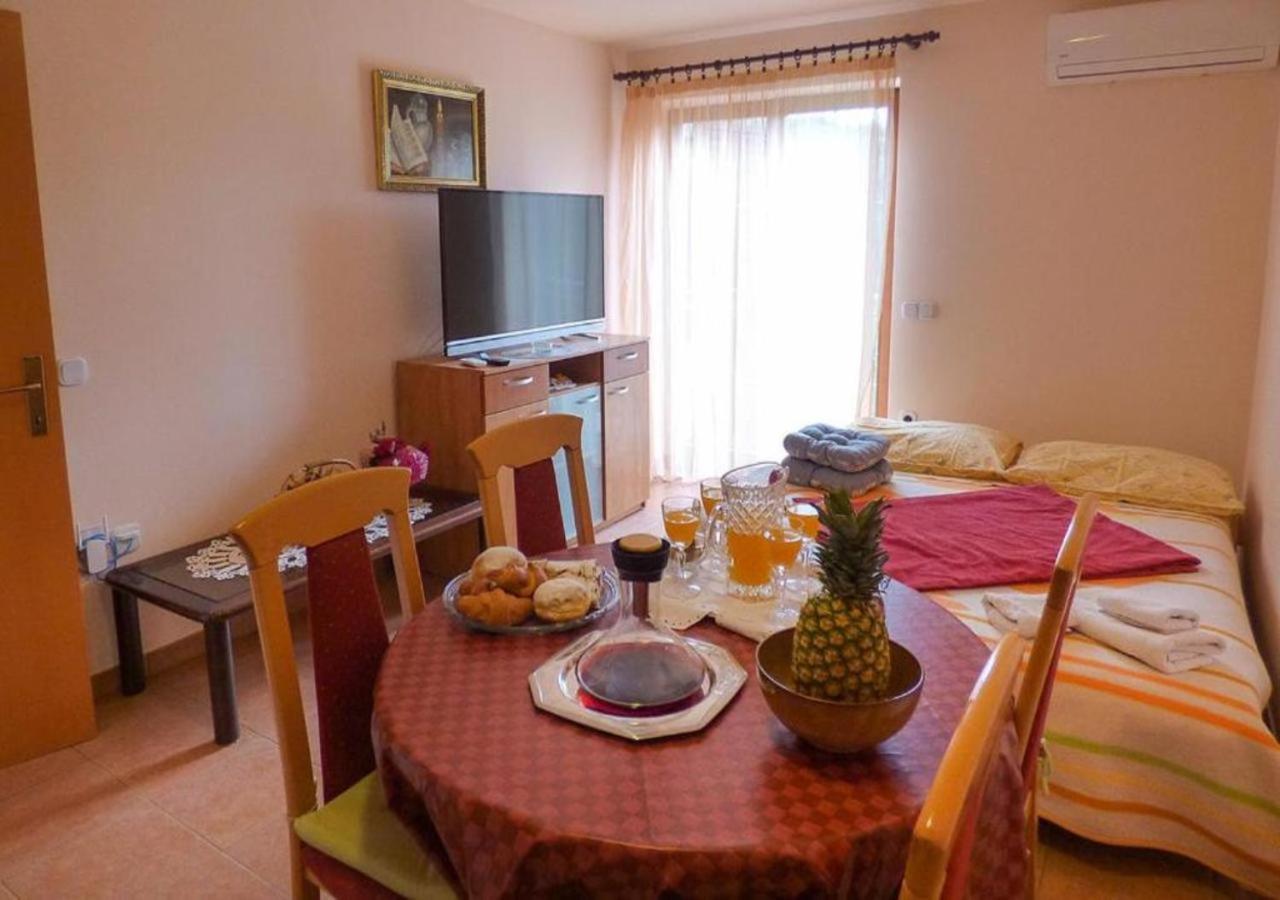 Adria Vrsar Apartman Kültér fotó